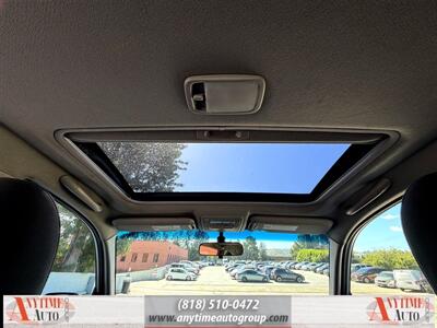 2005 Toyota RAV4   - Photo 13 - Sherman Oaks, CA 91403-1701