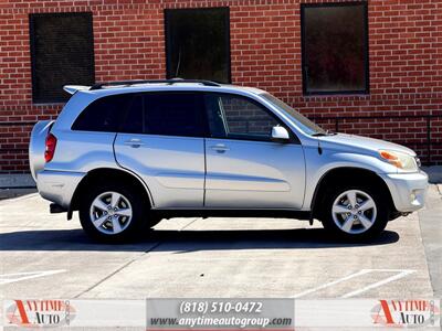 2005 Toyota RAV4   - Photo 8 - Sherman Oaks, CA 91403-1701
