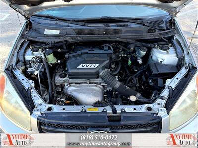 2005 Toyota RAV4   - Photo 23 - Sherman Oaks, CA 91403-1701