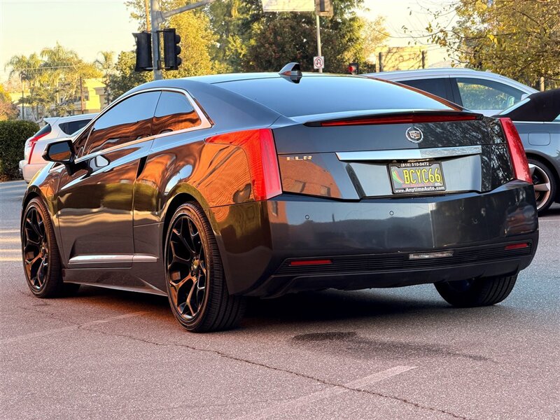 2014 Cadillac ELR   - Photo 4 - Sherman Oaks, CA 91403-1701
