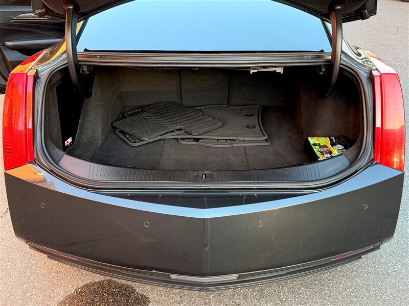 2014 Cadillac ELR   - Photo 21 - Sherman Oaks, CA 91403-1701