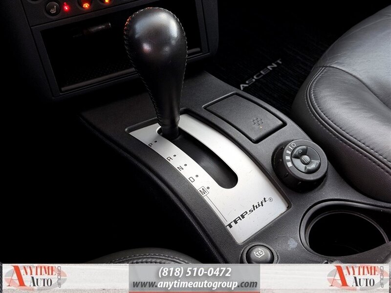 2005 Pontiac Grand Prix GTP - Photo 18 - Sherman Oaks, CA 91403-1701
