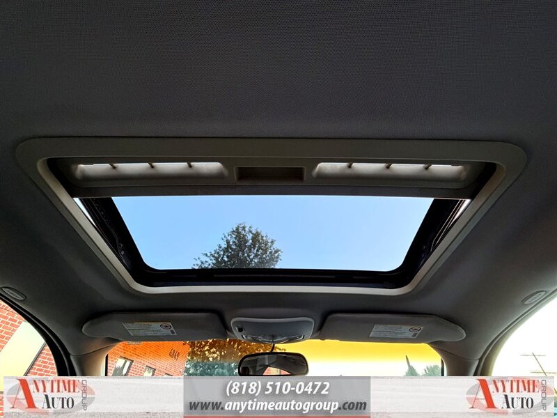 2005 Pontiac Grand Prix GTP - Photo 12 - Sherman Oaks, CA 91403-1701