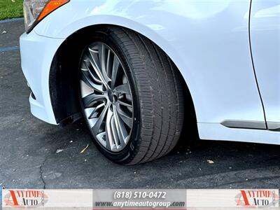 2015 Hyundai Genesis 5.0   - Photo 32 - Sherman Oaks, CA 91403-1701