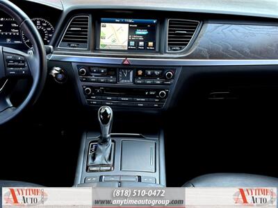 2015 Hyundai Genesis 5.0   - Photo 12 - Sherman Oaks, CA 91403-1701