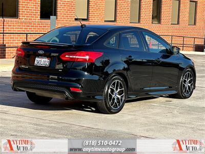 2016 Ford Focus SE   - Photo 7 - Sherman Oaks, CA 91403-1701