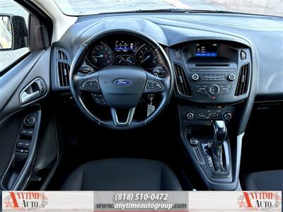 2016 Ford Focus SE   - Photo 10 - Sherman Oaks, CA 91403-1701