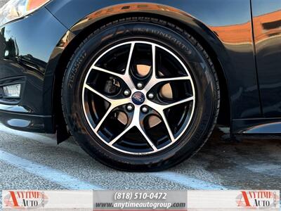 2016 Ford Focus SE   - Photo 24 - Sherman Oaks, CA 91403-1701