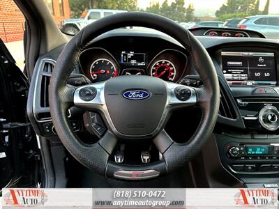 2014 Ford Focus ST   - Photo 25 - Sherman Oaks, CA 91403-1701