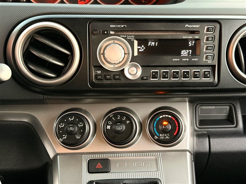 2011 Scion xB   - Photo 15 - Sherman Oaks, CA 91403-1701