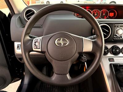 2011 Scion xB   - Photo 18 - Sherman Oaks, CA 91403-1701