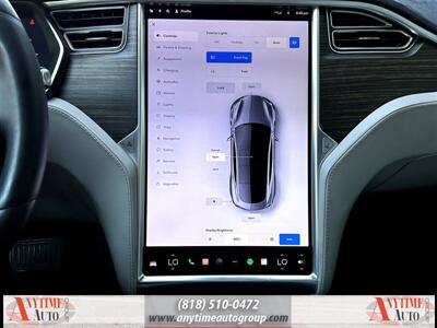 2015 Tesla Model S 90D   - Photo 17 - Sherman Oaks, CA 91403-1701