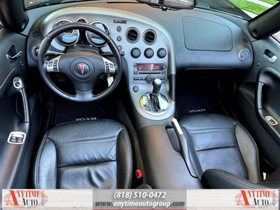 2008 Pontiac Solstice GXP   - Photo 13 - Sherman Oaks, CA 91403-1701