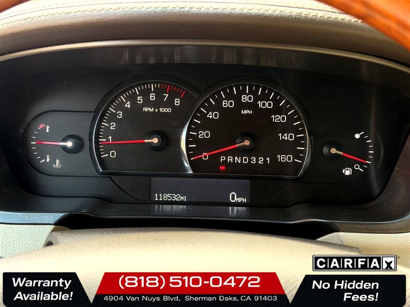 2011 Cadillac DTS Platinum   - Photo 16 - Sherman Oaks, CA 91403-1701