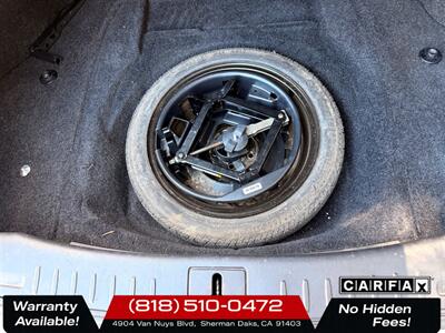 2011 Cadillac DTS Platinum   - Photo 23 - Sherman Oaks, CA 91403-1701