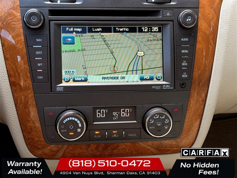 2011 Cadillac DTS Platinum   - Photo 17 - Sherman Oaks, CA 91403-1701