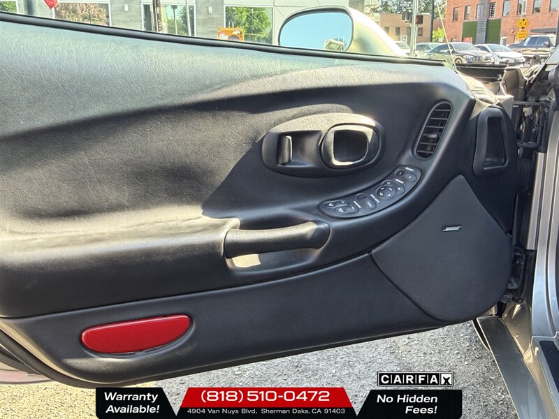 2001 Chevrolet Corvette - Photo 6 - Sherman Oaks, CA 91403-1701