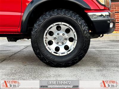 2004 Toyota Tacoma PreRunner V6 4dr Double Cab   - Photo 25 - Sherman Oaks, CA 91403-1701