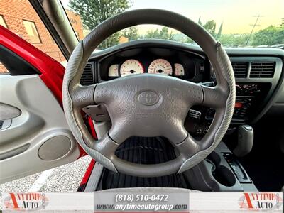 2004 Toyota Tacoma PreRunner V6 4dr Double Cab   - Photo 18 - Sherman Oaks, CA 91403-1701