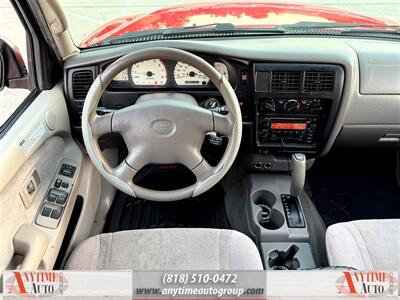 2004 Toyota Tacoma PreRunner V6 4dr Double Cab   - Photo 11 - Sherman Oaks, CA 91403-1701