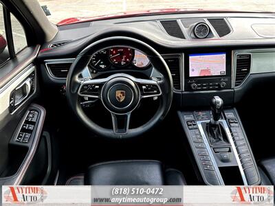 2017 Porsche Macan GTS   - Photo 11 - Sherman Oaks, CA 91403-1701