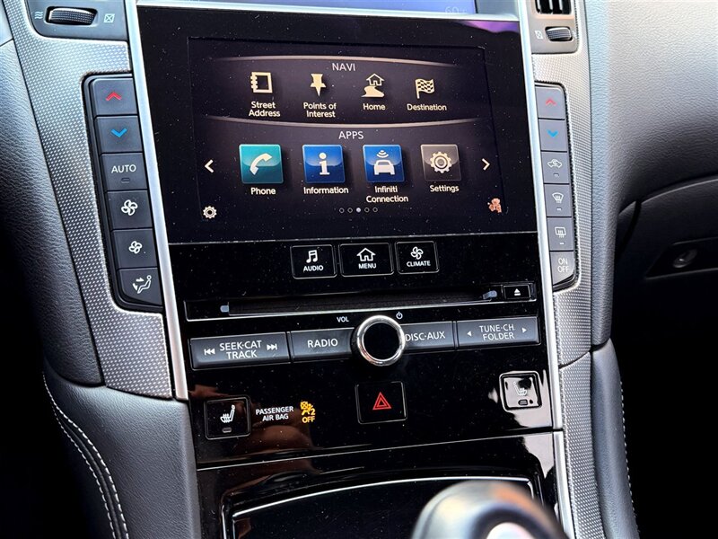 2015 INFINITI Q50 Premium - Photo 18 - Sherman Oaks, CA 91403-1701