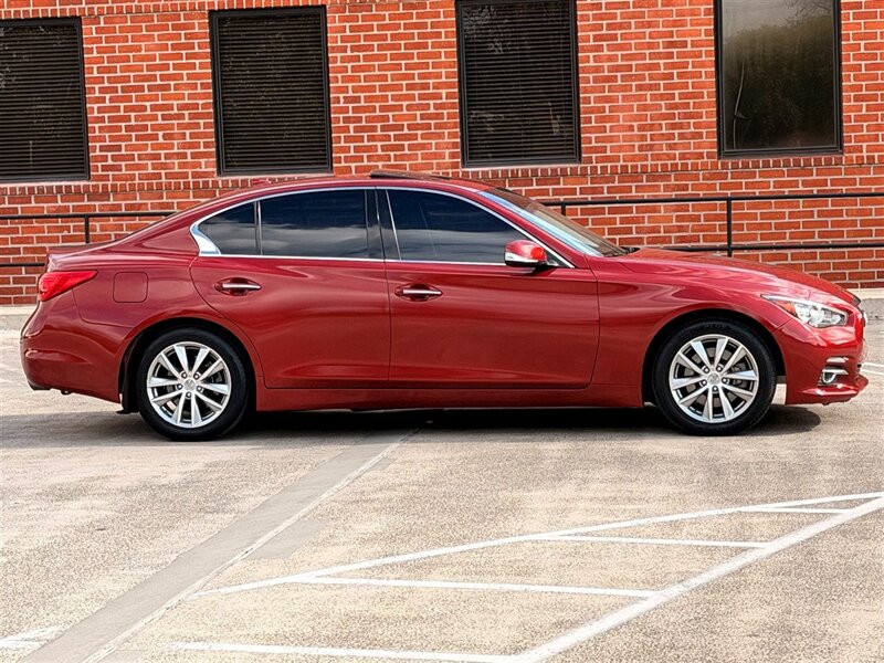 2015 INFINITI Q50 Premium - Photo 8 - Sherman Oaks, CA 91403-1701