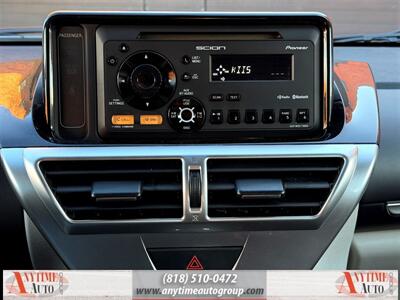 2013 Scion iQ   - Photo 13 - Sherman Oaks, CA 91403-1701