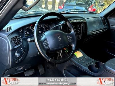 2002 Lincoln Blackwood   - Photo 13 - Sherman Oaks, CA 91403-1701