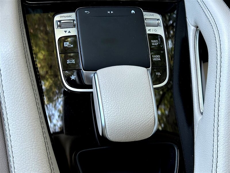 2020 Mercedes-Benz GLE 350   - Photo 21 - Sherman Oaks, CA 91403-1701