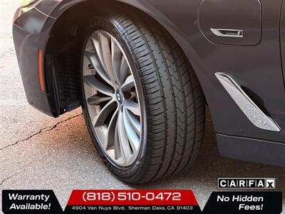 2022 BMW 530e iPerformance - Photo 27 - Sherman Oaks, CA 91403-1701