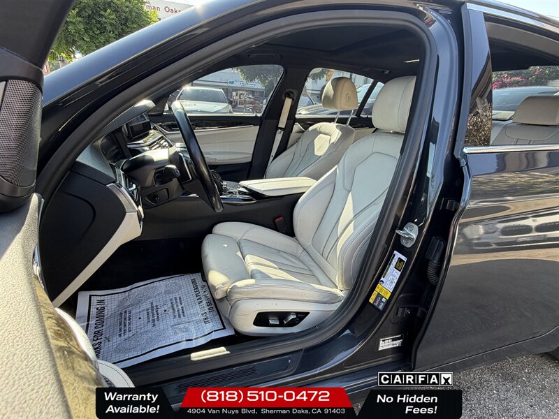 2022 BMW 530e iPerformance - Photo 7 - Sherman Oaks, CA 91403-1701