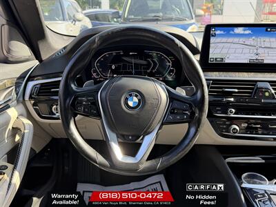 2022 BMW 530e iPerformance - Photo 10 - Sherman Oaks, CA 91403-1701