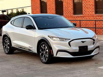 2021 Ford Mustang Mach-E Premium   - Photo 9 - Sherman Oaks, CA 91403-1701