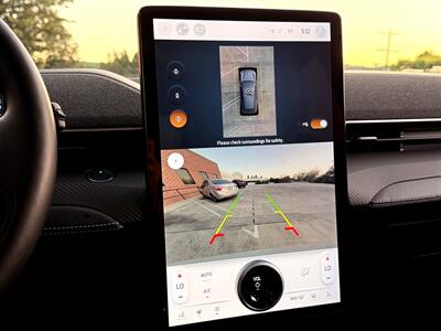 2021 Ford Mustang Mach-E Premium   - Photo 18 - Sherman Oaks, CA 91403-1701