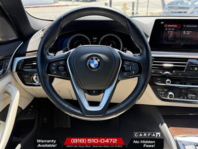 2018 BMW 530e iPerformance   - Photo 10 - Sherman Oaks, CA 91403-1701