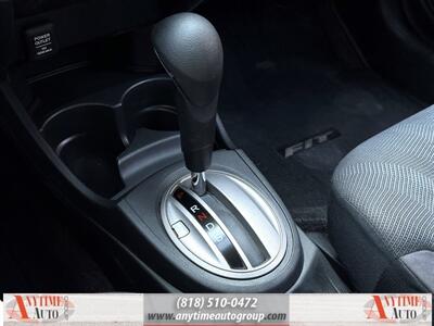 2011 Honda Fit Sport   - Photo 17 - Sherman Oaks, CA 91403-1701
