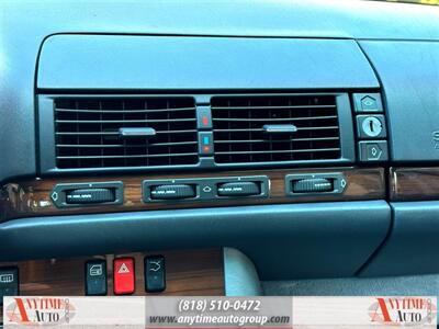 1995 Mercedes-Benz S 320 Base   - Photo 17 - Sherman Oaks, CA 91403-1701