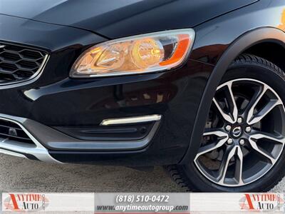 2016 Volvo V60 Cross Country T5   - Photo 30 - Sherman Oaks, CA 91403-1701