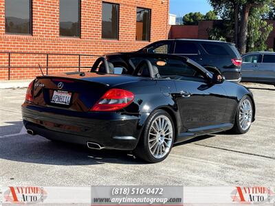 2011 Mercedes-Benz SLK 350   - Photo 8 - Sherman Oaks, CA 91403-1701