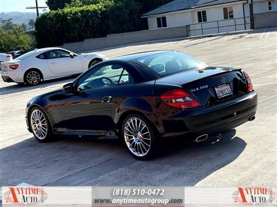 2011 Mercedes-Benz SLK 350   - Photo 23 - Sherman Oaks, CA 91403-1701