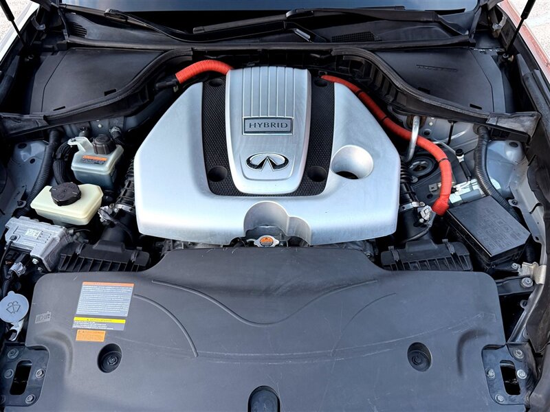 2012 INFINITI M35h M35h - Photo 26 - Sherman Oaks, CA 91403-1701