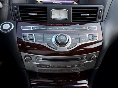 2012 INFINITI M35h M35h - Photo 19 - Sherman Oaks, CA 91403-1701