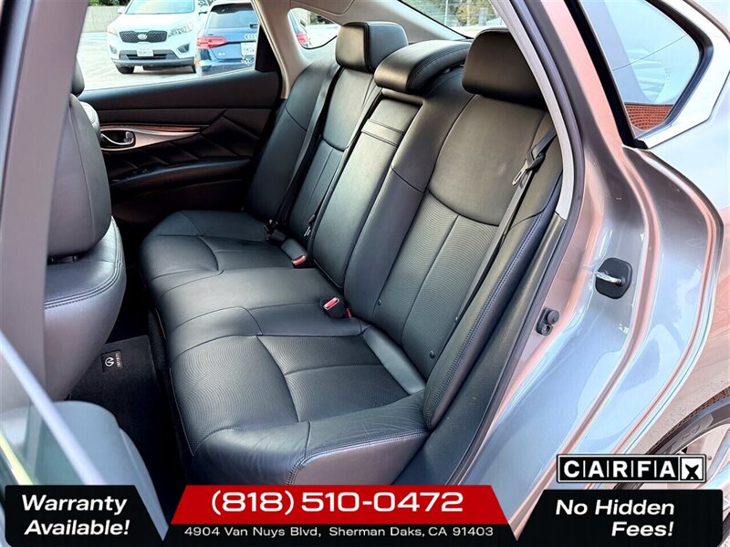 2012 INFINITI M35h M35h - Photo 23 - Sherman Oaks, CA 91403-1701