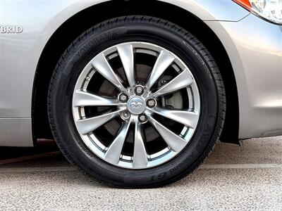 2012 INFINITI M35h M35h - Photo 28 - Sherman Oaks, CA 91403-1701