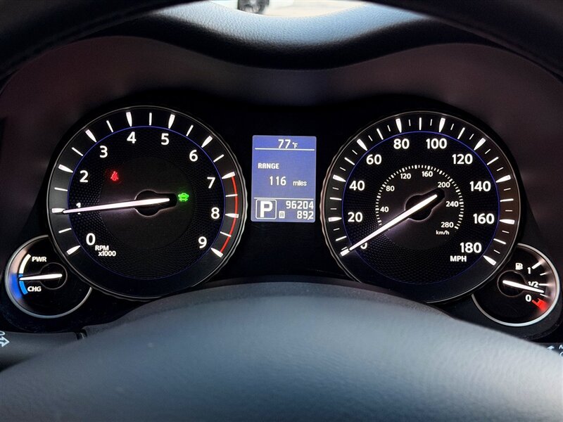 2012 INFINITI M35h M35h - Photo 16 - Sherman Oaks, CA 91403-1701