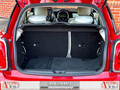 2016 MINI Hardtop 2 Door   - Photo 26 - Sherman Oaks, CA 91403-1701
