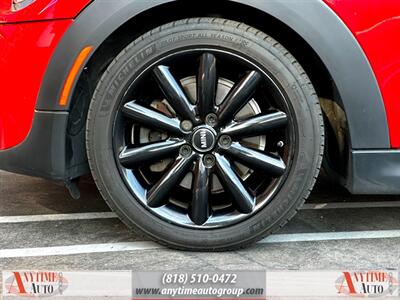 2016 MINI Hardtop 2 Door   - Photo 28 - Sherman Oaks, CA 91403-1701