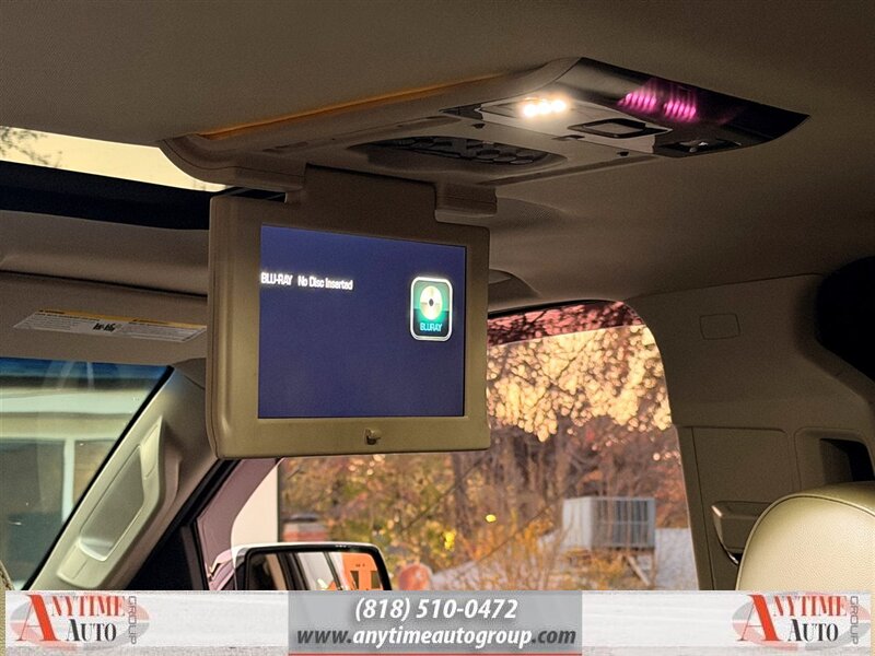 2016 Chevrolet Suburban LTZ - Photo 25 - Sherman Oaks, CA 91403-1701