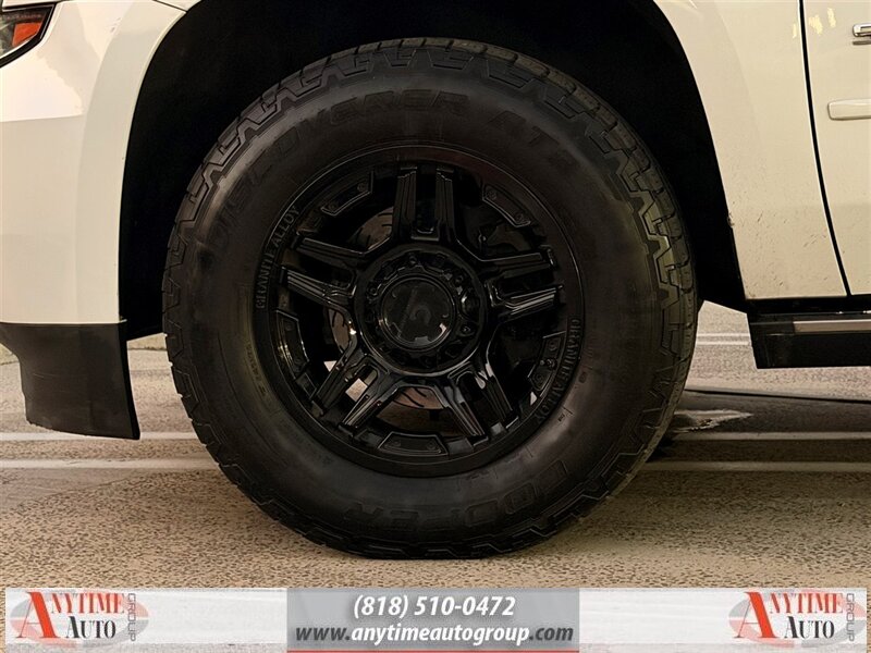 2016 Chevrolet Suburban LTZ - Photo 32 - Sherman Oaks, CA 91403-1701